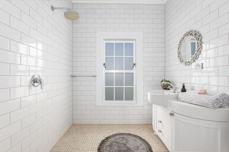 Photo of property in 70 Te Moana Road, Waikanae Beach, Waikanae, 5036