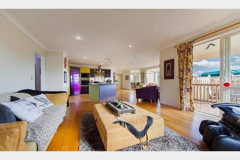 Photo of property in 31 Roy Maloney Drive, Henderson, Auckland, 0612