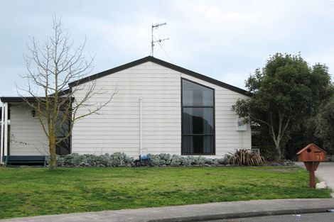 Photo of property in 71 Shrimpton Road, Haumoana, 4102