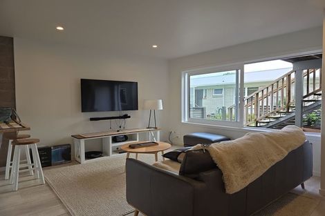 Photo of property in 9/16 Queens Parade, Devonport, Auckland, 0624