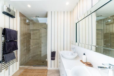 Photo of property in 16a Hadlow Place, Burnside, Christchurch, 8041