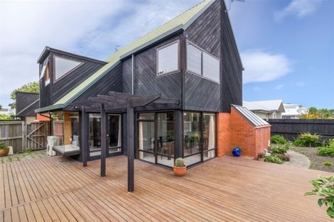 Photo of property in 96 Rossall Street, Merivale, Christchurch, 8014