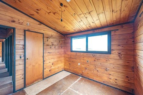 Photo of property in 15 Aranui Avenue, Castlecliff, Whanganui, 4501