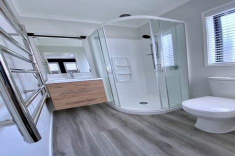 Photo of property in 14 Buddle Road, Paerata, 2124