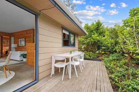 Photo of property in 21a Fraser Road, Narrow Neck, Auckland, 0624