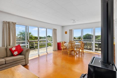 Photo of property in 57 Blue Pacific Parade, Riversdale Beach, Masterton, 5872