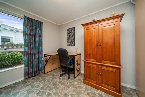 Photo of property in 26 Ngatai Street, Manaia, 4612