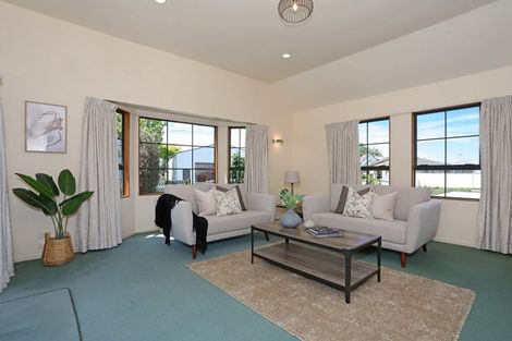 Photo of property in 14 Dunallen Avenue, Marton, 4710