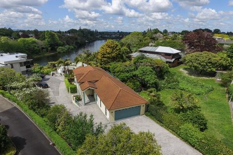 Photo of property in 2 Minchin Crescent, St Andrews, Hamilton, 3200