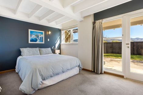 Photo of property in 3 Rosehill Road, Macandrew Bay, Dunedin, 9077