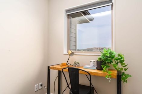 Photo of property in 30b Havana Rise, Grenada Village, Wellington, 6037