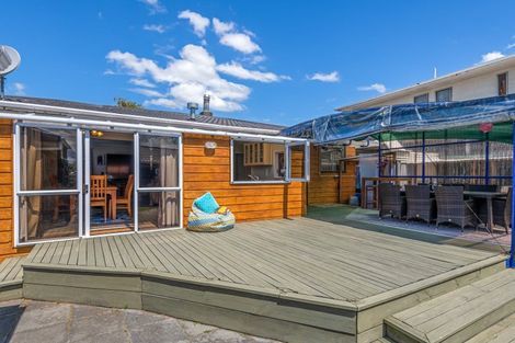Photo of property in 43 Benmore Avenue, Cloverlea, Palmerston North, 4412