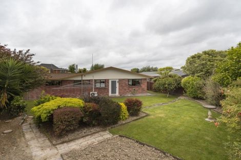 Photo of property in 10 Akaroa Avenue, Awapuni, Palmerston North, 4412