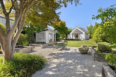 Photo of property in 9 Kotare Street, Fendalton, Christchurch, 8041