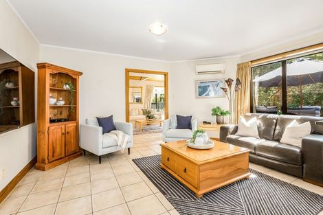 Photo of property in 2/54 Queens Grove, Hutt Central, Lower Hutt, 5010