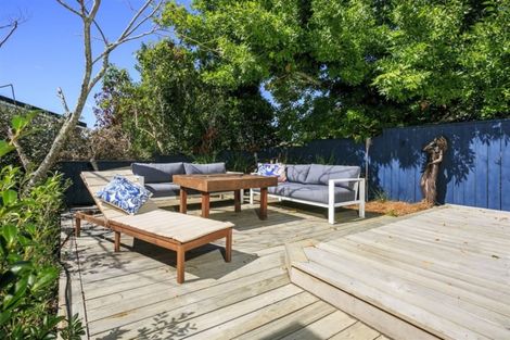 Photo of property in 1/16a Belmont Terrace, Milford, Auckland, 0620