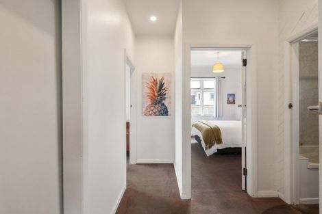 Photo of property in 65 Botanical Road, Takaro, Palmerston North, 4412