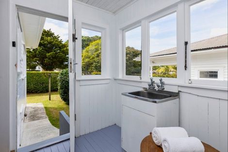 Photo of property in 56 Moana Avenue, Onehunga, Auckland, 1061
