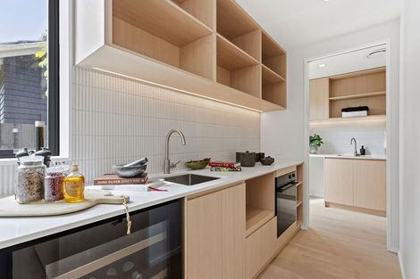 Photo of property in 38 Straven Road, Riccarton, Christchurch, 8011