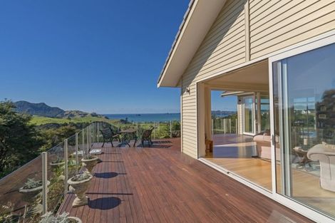 Photo of property in 102 Centennial Drive, Whitianga, 3510
