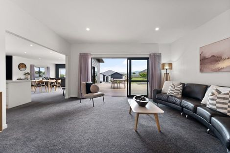 Photo of property in 53 Heathfield Drive, Mosgiel, 9024