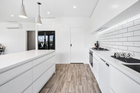 Photo of property in 73d Thomas Crescent, Western Heights, Rotorua, 3015