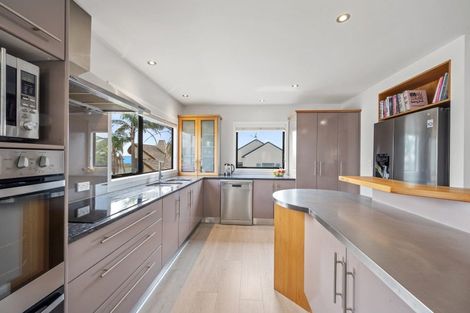 Photo of property in 2/47 Clovelly Road, Bucklands Beach, Auckland, 2012
