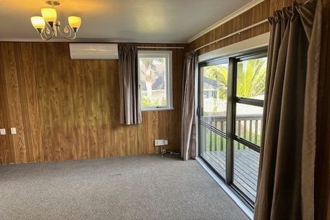 Photo of property in 9 Winifred Avenue, Bayview, Auckland, 0629