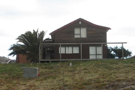 Photo of property in 15 Takitimu Street, Waitarere Beach, Levin, 5510