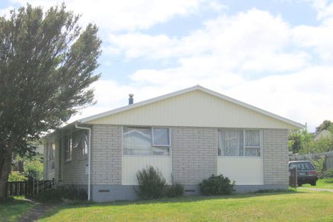 Photo of property in 32 Hyde Avenue, Richmond Heights, Taupo, 3330