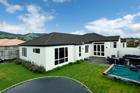 Photo of property in 51 Cambelldon Crescent, Stoke, Nelson, 7011