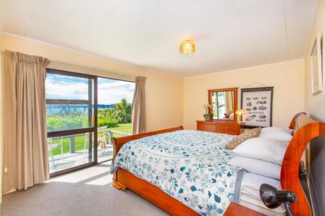 Photo of property in 11 Wainamu Road, Raglan, 3297