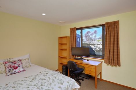 Photo of property in 2/82 Middleton Road, Upper Riccarton, Christchurch, 8041