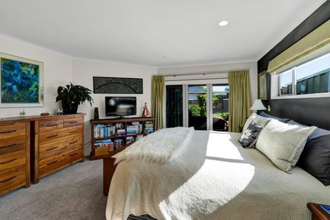 Photo of property in 2 Parkvue Drive, Bell Block, New Plymouth, 4312