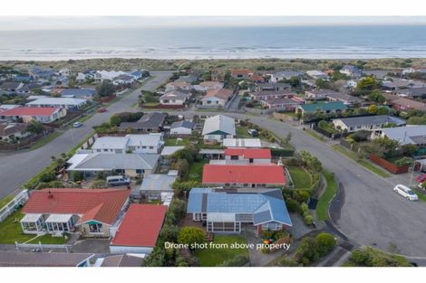 Photo of property in 8 Pandora Street, North New Brighton, Christchurch, 8083
