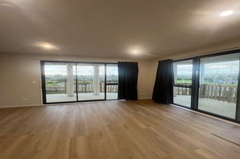 Photo of property in 38 Ahunga Road, Karaka, Papakura, 2113