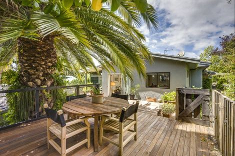 Photo of property in 18 Lucknow Road, Havelock North, 4130