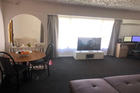 Photo of property in 113 Akaroa Drive, Maupuia, Wellington, 6022