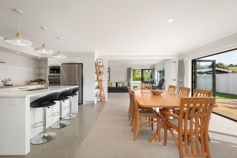 Photo of property in 6 Vantage Place, Omokoroa, 3114