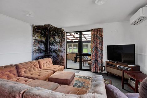 Photo of property in 17 Hobson Street, Normanby, Hawera, 4614