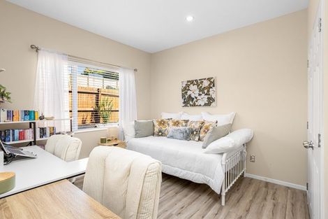 Photo of property in 32 Rishworth Avenue, Stanmore Bay, Whangaparaoa, 0932