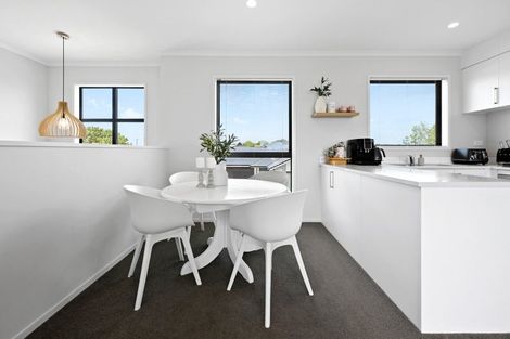 Photo of property in 1/37 North Ridge Drive, Rototuna North, Hamilton, 3210