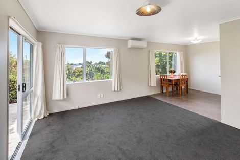 Photo of property in 19 Waitote Street, Castlecliff, Whanganui, 4501