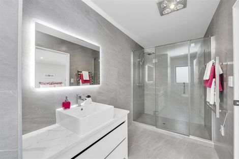 Photo of property in 11 Crossgar Road, Flat Bush, Auckland, 2019