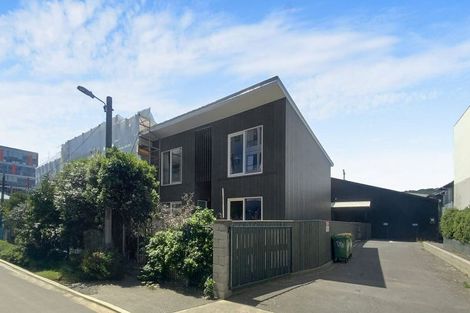 Photo of property in 22/3 Kelvin Grove, Te Aro, Wellington, 6011