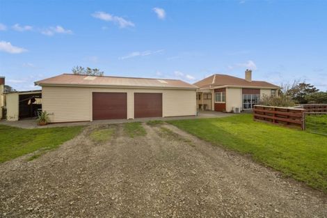 Photo of property in 262 South Road, Hawera, 4610