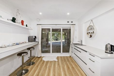 Photo of property in 59 Waitohu Road, York Bay, Lower Hutt, 5013