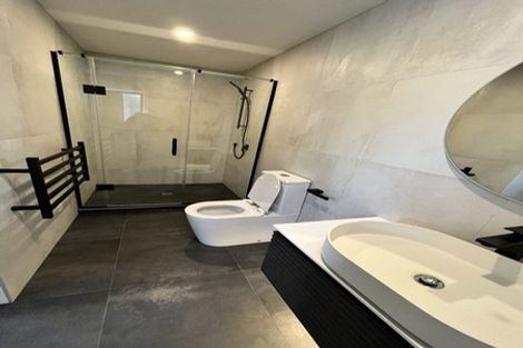 Photo of property in 43 Knights Road, Rothesay Bay, Auckland, 0630