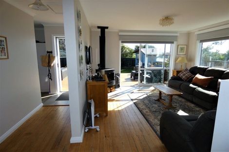 Photo of property in 23 Gladstone Street, Westport, 7825