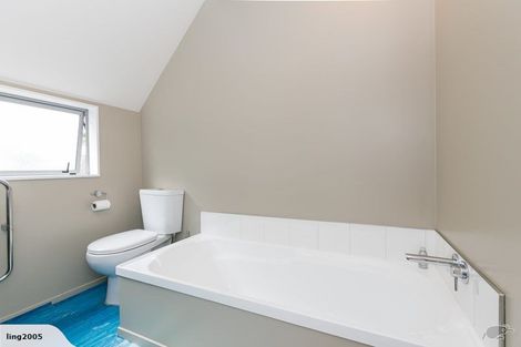 Photo of property in 14 Bracken Road, Newlands, Wellington, 6037